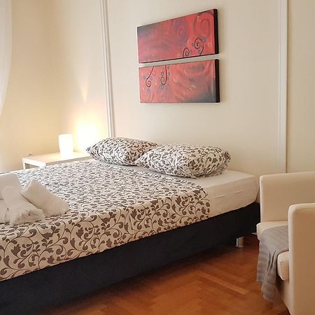 Menta Errathens Apartment - Athens Center, 5 Bd, 2 Bath Extérieur photo