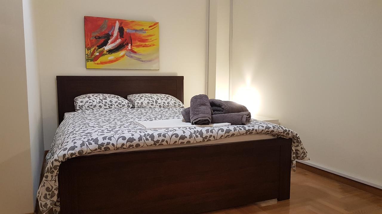 Menta Errathens Apartment - Athens Center, 5 Bd, 2 Bath Extérieur photo
