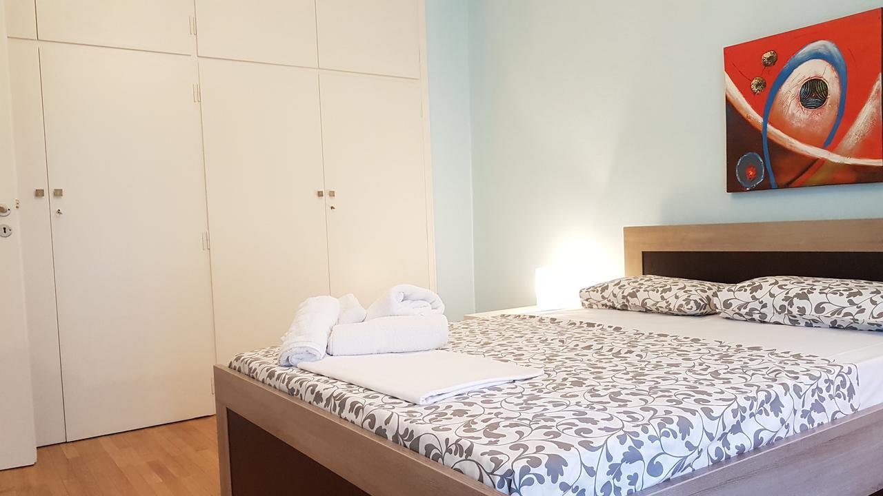 Menta Errathens Apartment - Athens Center, 5 Bd, 2 Bath Extérieur photo
